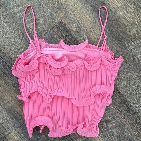 Lush Pink Ruffled Crop - Picture 5 of 5